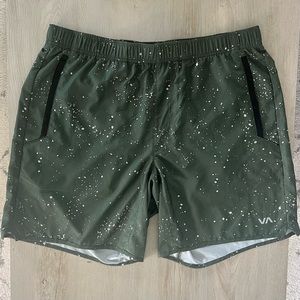 RVCA Men’s Yogger IV Athletic Shorts 17" Outseam - Size Large